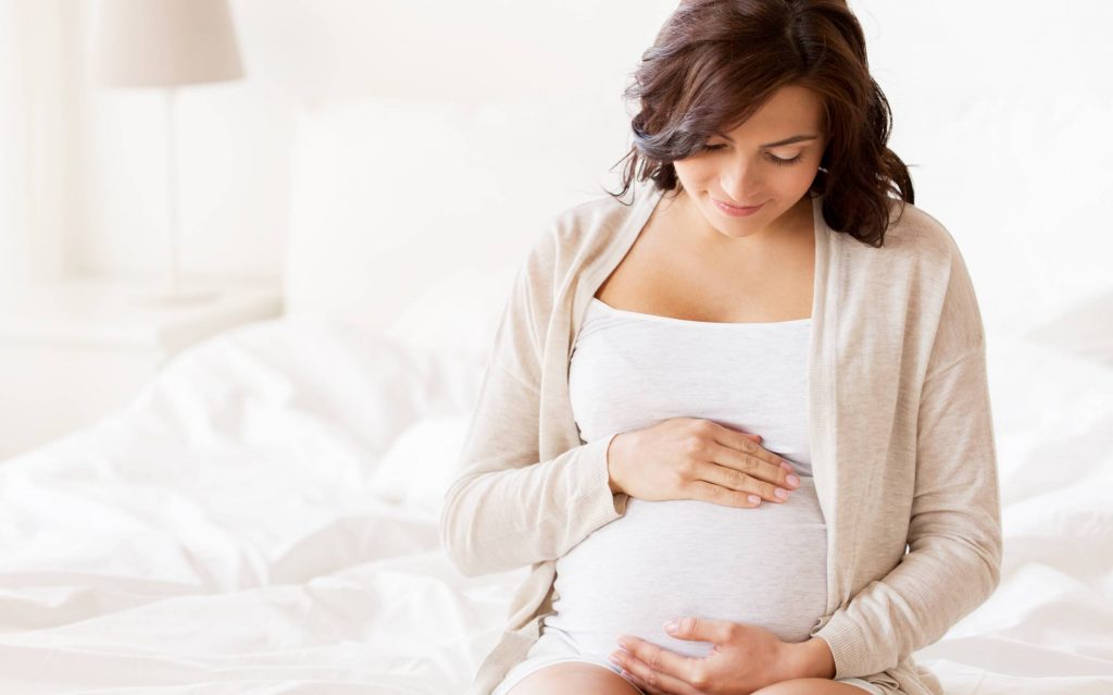 7 možností, čo je dobré a čo najlepšie pomáha na sennú nádchu v tehotenstve