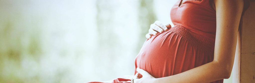 Čo pomáha a ako pôsobiť na hemoroidy v tehotenstve a ktorý krém či masť použiť?