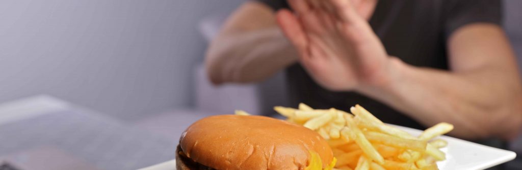Čo sú najviac nezdravé jedlá a potraviny a ako vplýva stravovanie na nadváhu a obezitu